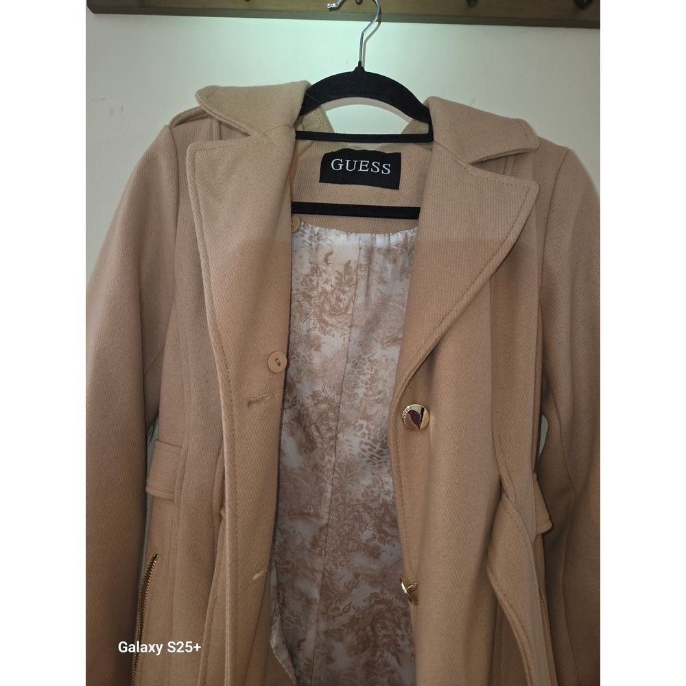 GUESS Womens Camel Tan Longline Trench Coat Gold Hardware Floral Lining Belted - Picture 3 of 4